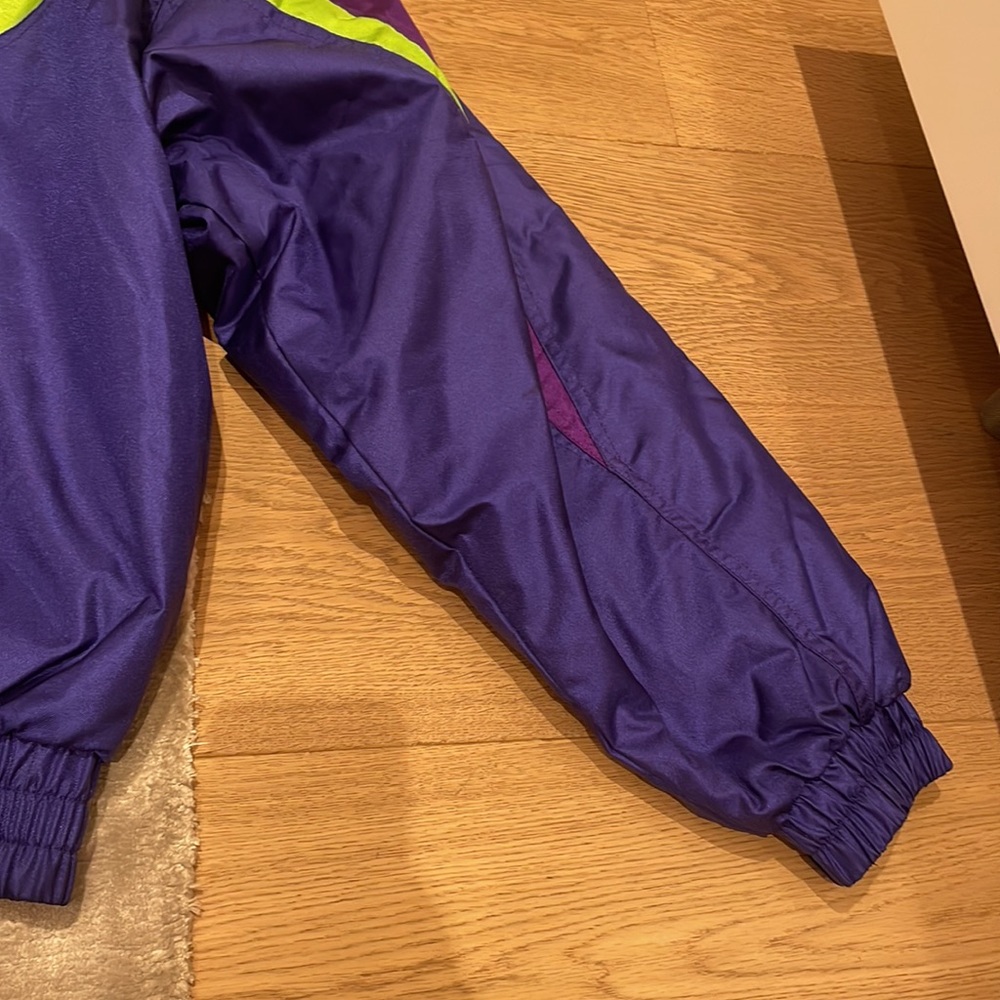 Descente Ski Coat - Picture 11 of 14